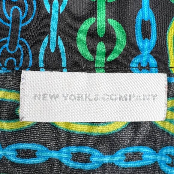 New York & Company Sleeveless Chain Print Blouse With Ruffle Neck Women's Small - Picture 3 of 8